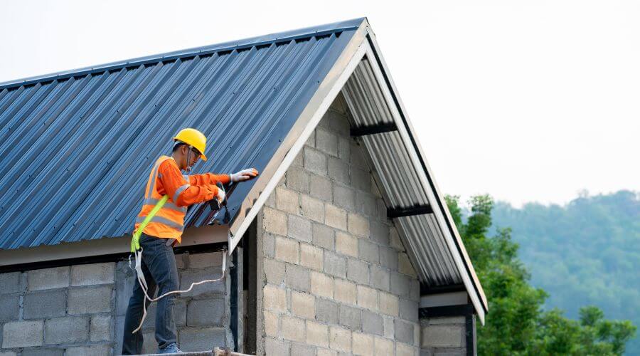 Professional gutter cleaning in Melba, ID